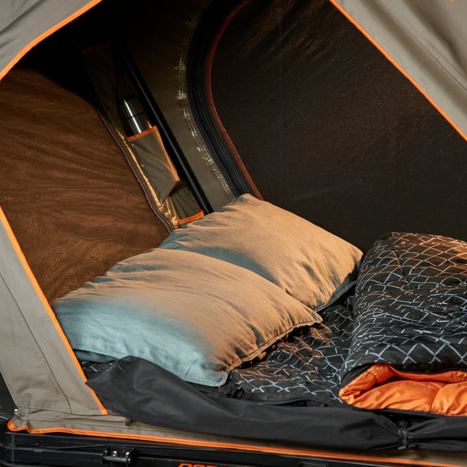 DARCHE RIDGEBACK ROOF TOP TENT