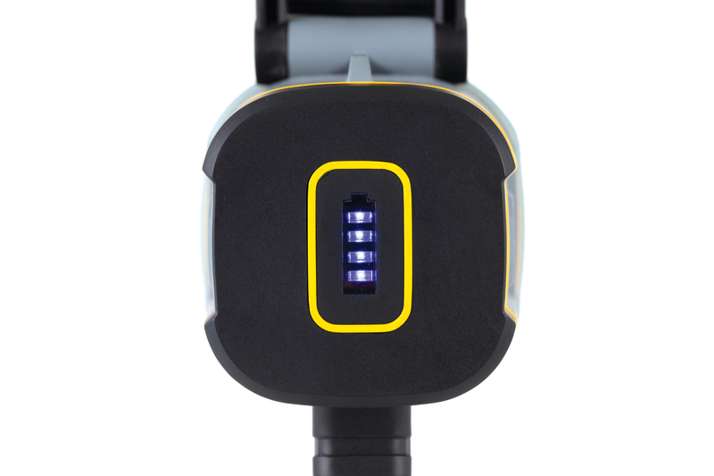 OZTRAIL LUMOS R3000 SPOTLIGHT