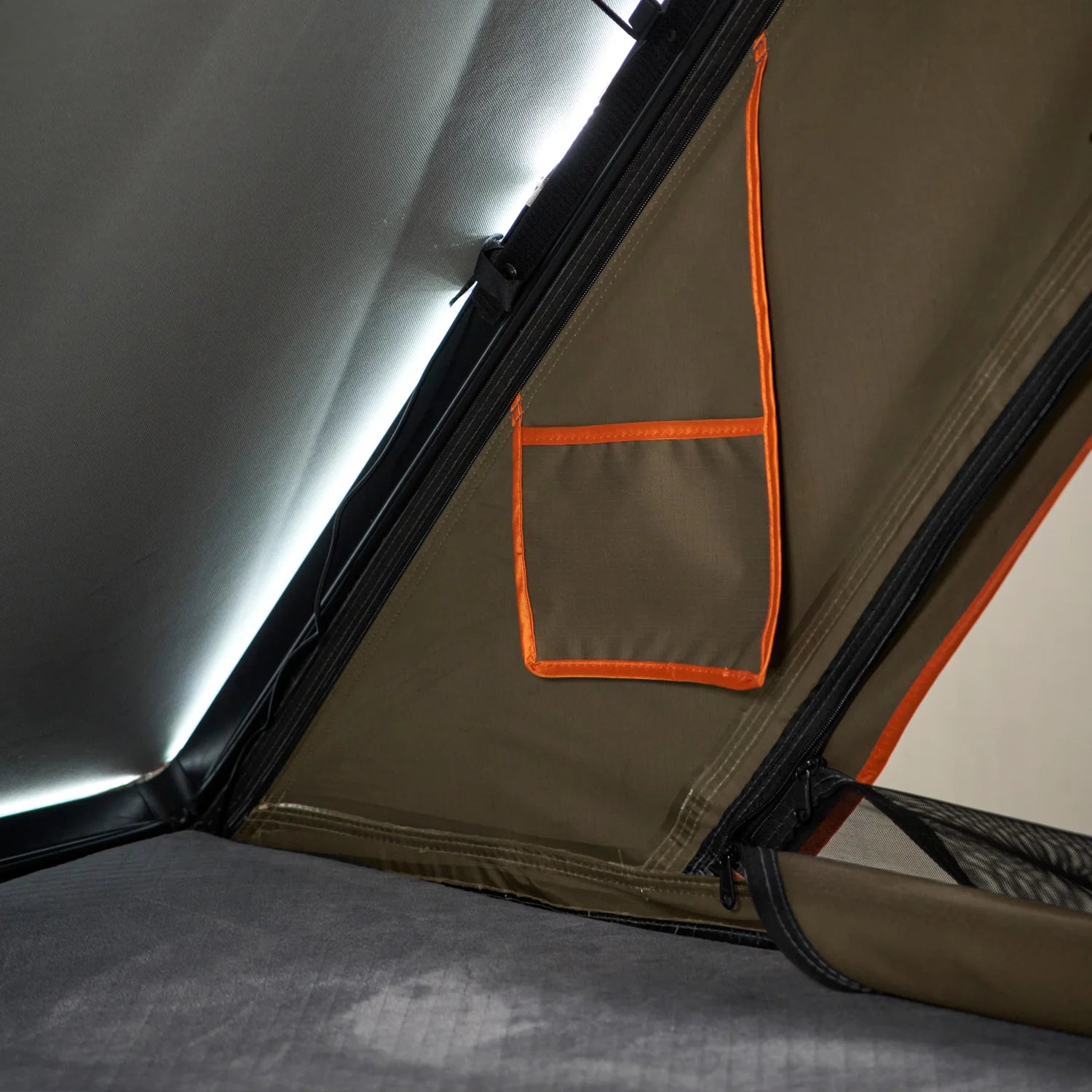 DARCHE RIDGEBACK ROOF TOP TENT